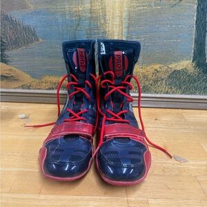 ProBoxing Hyper Flex Boxing Shoes, Navy Blue red, Size 9, Forefoot Buckle Strap